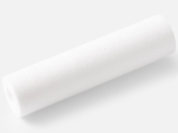 Sedimentfilter van 5 micron voor in een 10 inch filterpot. Verwijdert deeltjes uit het water en verlengt de levensduur van het membraan.